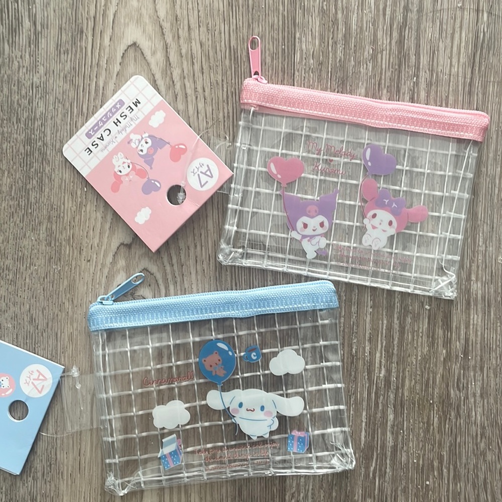 2 for 18/ sanrio small pouches